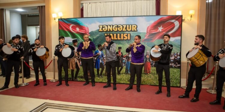 Prezidentin ad gününə həsr olunan "Zəngəzur yallısı" təqdim olundu