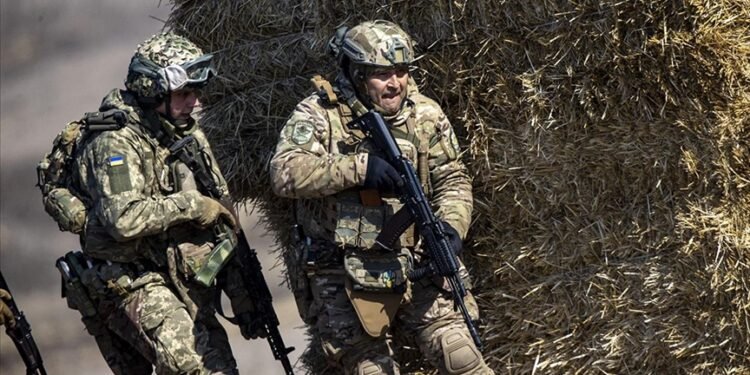 Kiyevdə səfərbərlikdən yayınan sürücü polis tərəfindən saxlanılıb