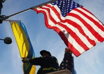 Ukrayna Ordusunun Baş Komandanı ABŞ-li həmkarı ilə danışdı