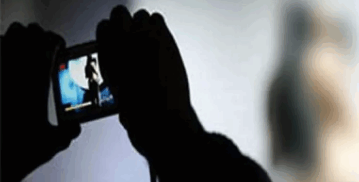 Bakıda kişini intim görüntüləri ilə şantaj edənlərə HÖKM OXUNDU