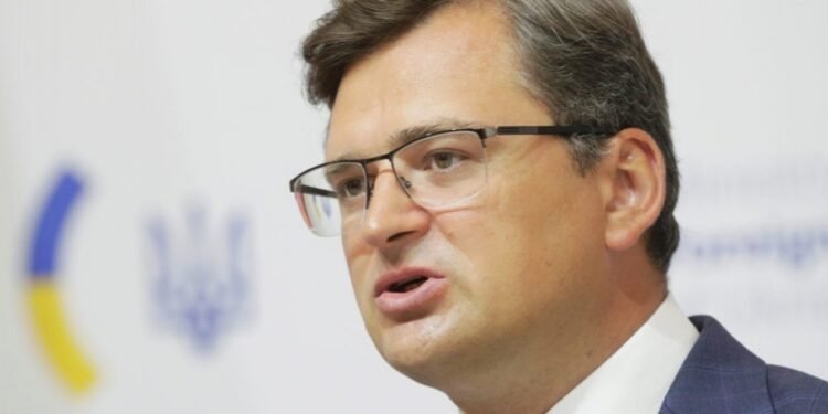 Kuleba: Ukraynalılar Donbasda ərazi güzəştlərinə gedəcəklər