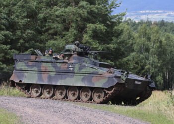 Almaniyanın müdafiə şirkəti Ukraynaya döyüş maşınları tədarük edəcək