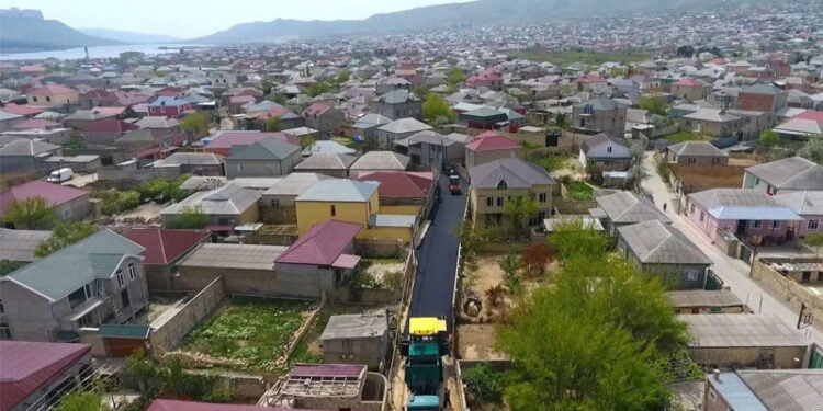 Binəqədidə bəzi evlər söküləcək: Sakinlər kompensasiyadan narazıdır (VİDEO)