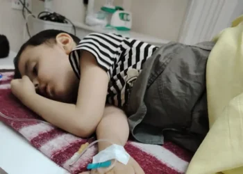 Autizm xəstəsi olan Nihatın anası bizdən dəstək gözləyir!