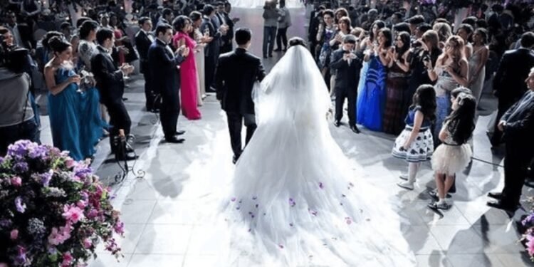 Azərbaycanda toyda dava düşdü