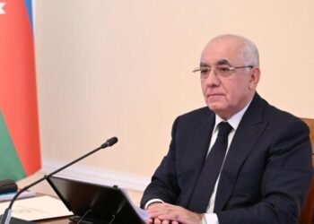 Baş nazir qərar imzaladı