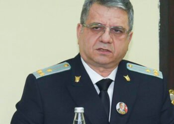 Azərbaycanda prokuror vəzifəsindən azad olundu