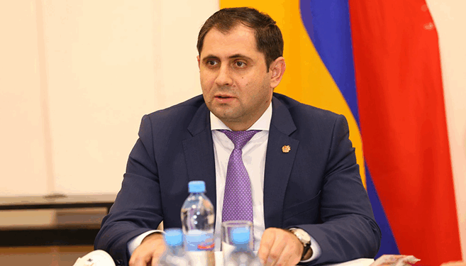 "Ermənistan Azərbaycanla silahlanma yarışına girmək niyyətində deyil"