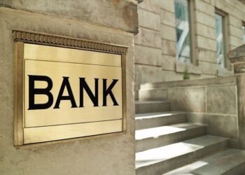 Azərbaycanda bu bankların əmlakları hərraca çıxarılır