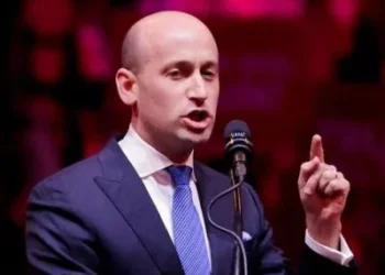 Ağ Ev rəsmisi: Real dünya güc və qüdrət tərəfindən idarə olunur