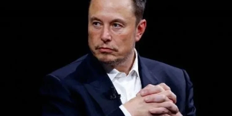 Elon Maskın çatbotundan şikayət - Qadın və uşaqların cinsi şəkillərini düzəldir