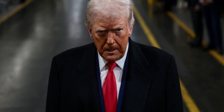 Tramp Ağ Evdə görüş keçirdi - ABŞ İrana hücum edəcək