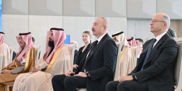 Prezident Gülüstan sarayında açılışda - Fotolar 