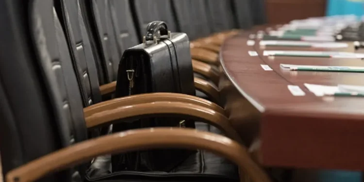 Faiq Əhmədov vəzifəsindən azad edildi - FOTO