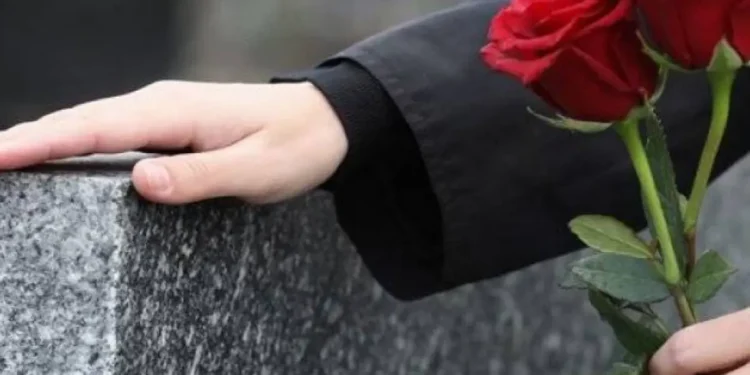 Məşhur tiktoker vəfat etdi - FOTO