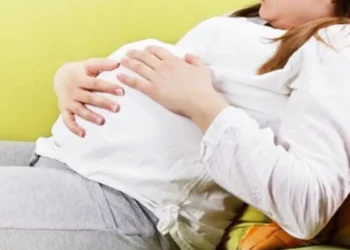 Bakıda qadın doğuşdan sonra öldü