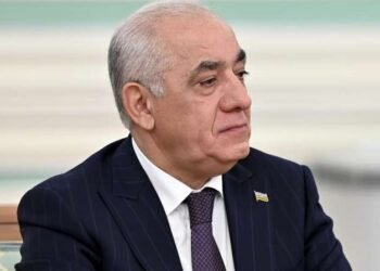 Əli Əsədov qərar imzaladı