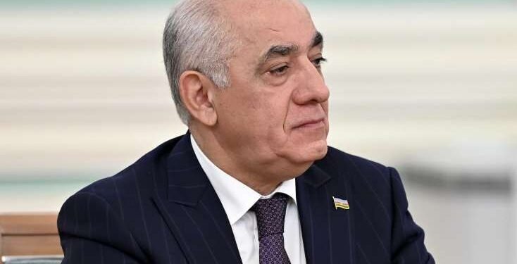 Əli Əsədov qərar imzaladı