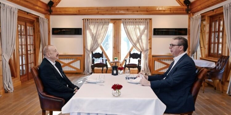 Azərbaycan və Serbiya prezidentləri qeyri-rəsmi səhər yeməyində