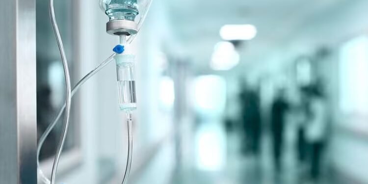 Məktəbdə kütləvi zəhərlənmə: 10-a yaxın şagird xəstəxanaya yerləşdirildi