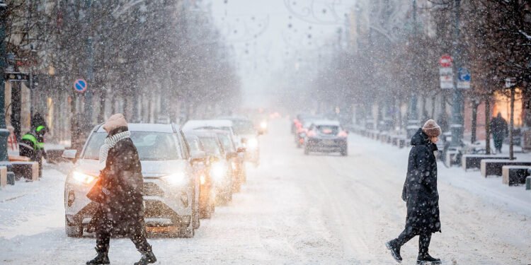 Azərbaycanda çovğun müşahidə edilir