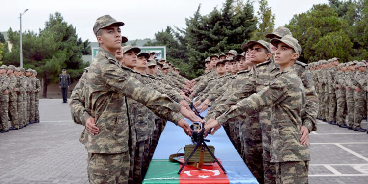 İlham Əliyevdən müddətli həqiqi hərbi xidmətə çağırışla bağlı SƏRƏNCAM