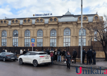 Bakıda liseydə dəhşət: Şagird müəllimi güllələdi