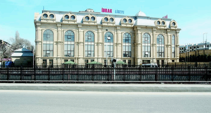 Güllələnən müəllimin vəziyyəti ağırdır - AÇIQLAMA