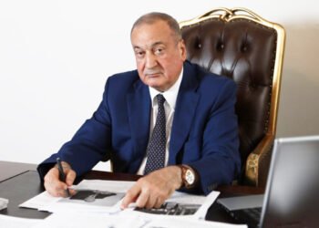 Eldar Quliyev həm deputatdır, həm rektor… – Bu necə olur?