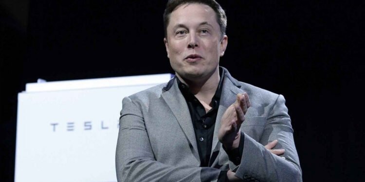 İlon Mask tarixin ən varlı adamı oldu - REKORD