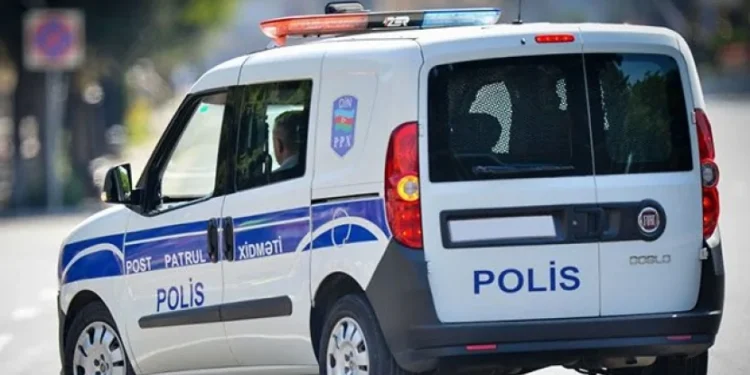 Bakıda işçilər şirkəti TALADILAR