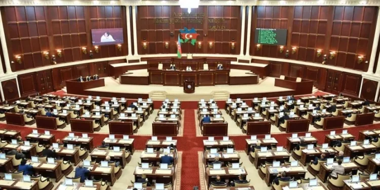 Yeni cərimələr qəbul edildi - 550 manatdan 2500-ə qədər