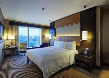 Bakıda məşhur oteldə DƏHŞƏTLİ HADİSƏ – ÖLƏN VAR