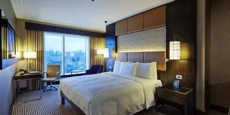 Bakıda məşhur oteldə DƏHŞƏTLİ HADİSƏ - ÖLƏN VAR