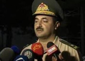 General-leytenant komandan da vəzifəsindən gedir