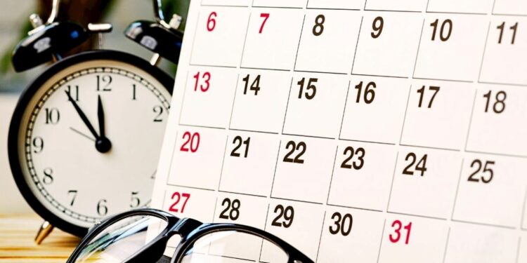 Martda 17 gün iş olmayacaq — Maaşlar belə hesablanacaq