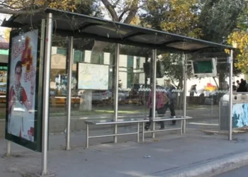 Bakıda sərnişin avtobus dayanacağında öldü