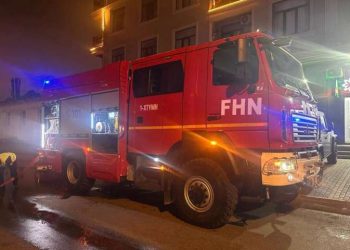 Tanınmış fotoqrafın evi yandı – VİDEO