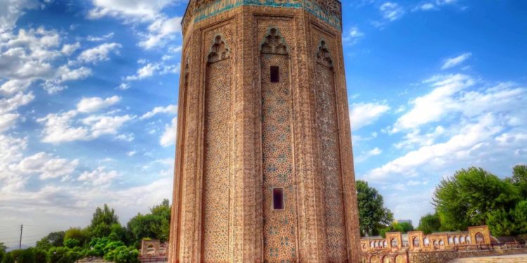 Möminə Xatun türbəsinin bərpasına 9 milyon pul ayrıldı