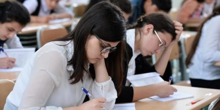 Apreldə imtahan verəcək şagirdlərin nəzərinə - DİM açıqlama yaydı