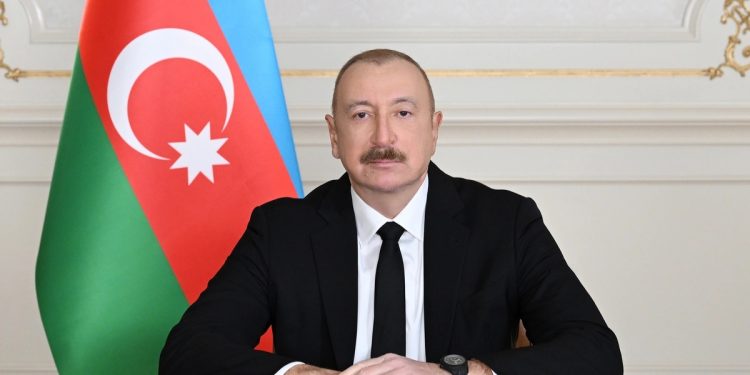 İlham Əliyev yunanıstanlı həmkarını milli bayram münasibətilə təbrik edi