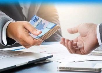 Nazirlikdə sürücü işləmək istədi, dələduzluğa məruz qaldı