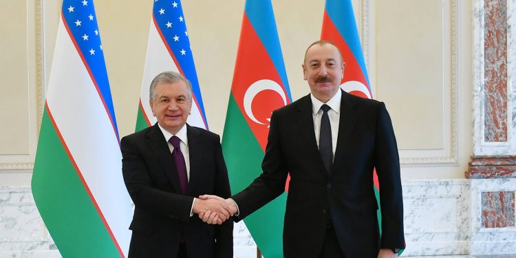 İlham Əliyevlə Şavkat Mirziyoyev arasında telefon danışığı oldu