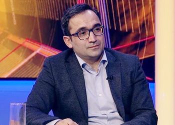 "Neft qiymətlərinin bahalaşması Hörmüz boğazının bağlanmasına görədir" - İqtisadçı