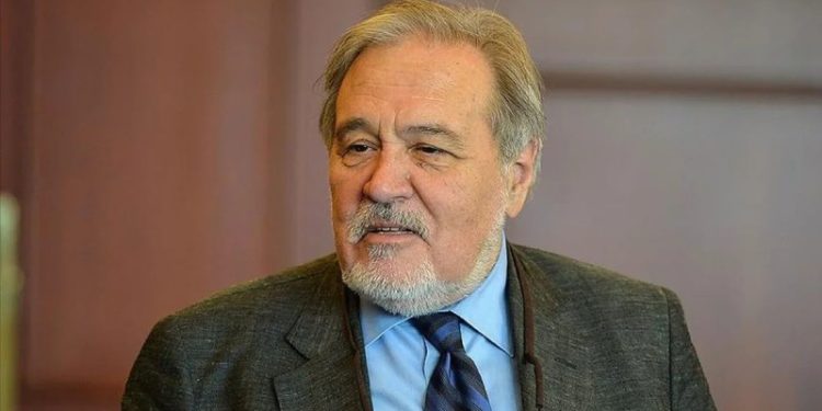 İlber Ortaylı vəfat etdi