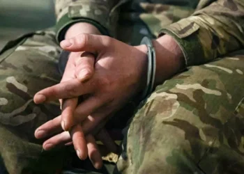 Məzuniyyətə gedən komandir cinayət törətdi