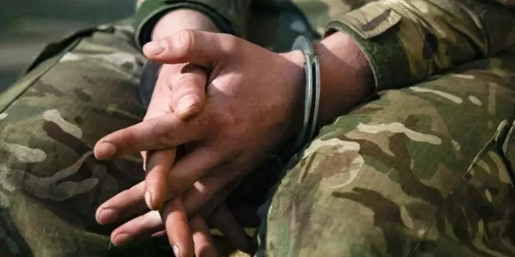 Məzuniyyətə gedən komandir cinayət törətdi