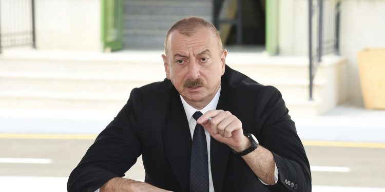 İlham Əliyevin sədrliyi ilə Təhlükəsizlik Şurasının iclası keçirilib