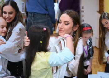 Leyla, Arzu və Alena Əliyevalar Yaşama Dəstək Mərkəzində – VİDEO