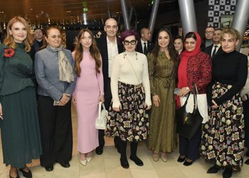 Leyla və Alena Əliyevalar sərgidə – Fotolar